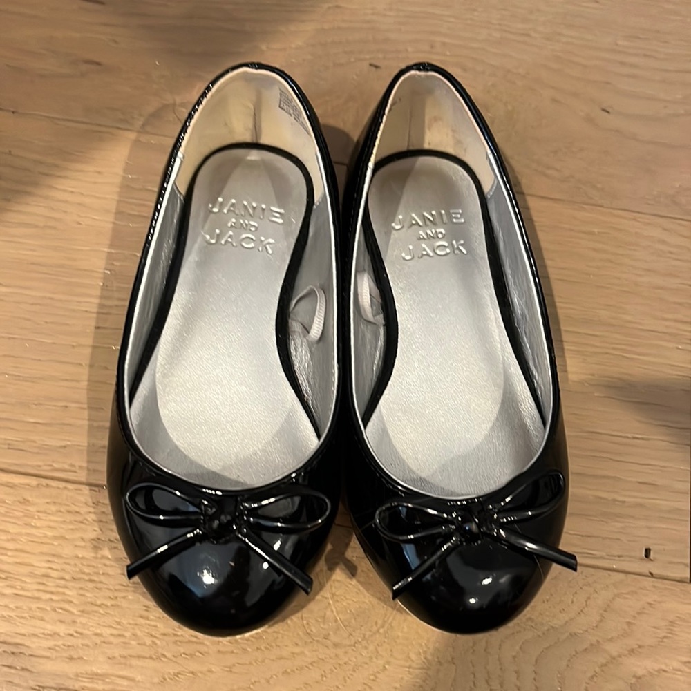 Janie and jack black patented leather shoes